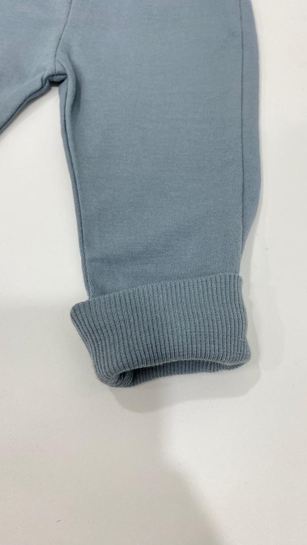 Ensemble bébé 3 pièces – Sweat-shirt à capuche “Hello” motif ourson + t-shirt et pantalon assorti 🐻💛